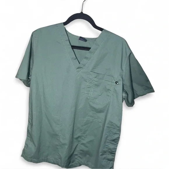 Green Scrub Set - Picture 3 of 4